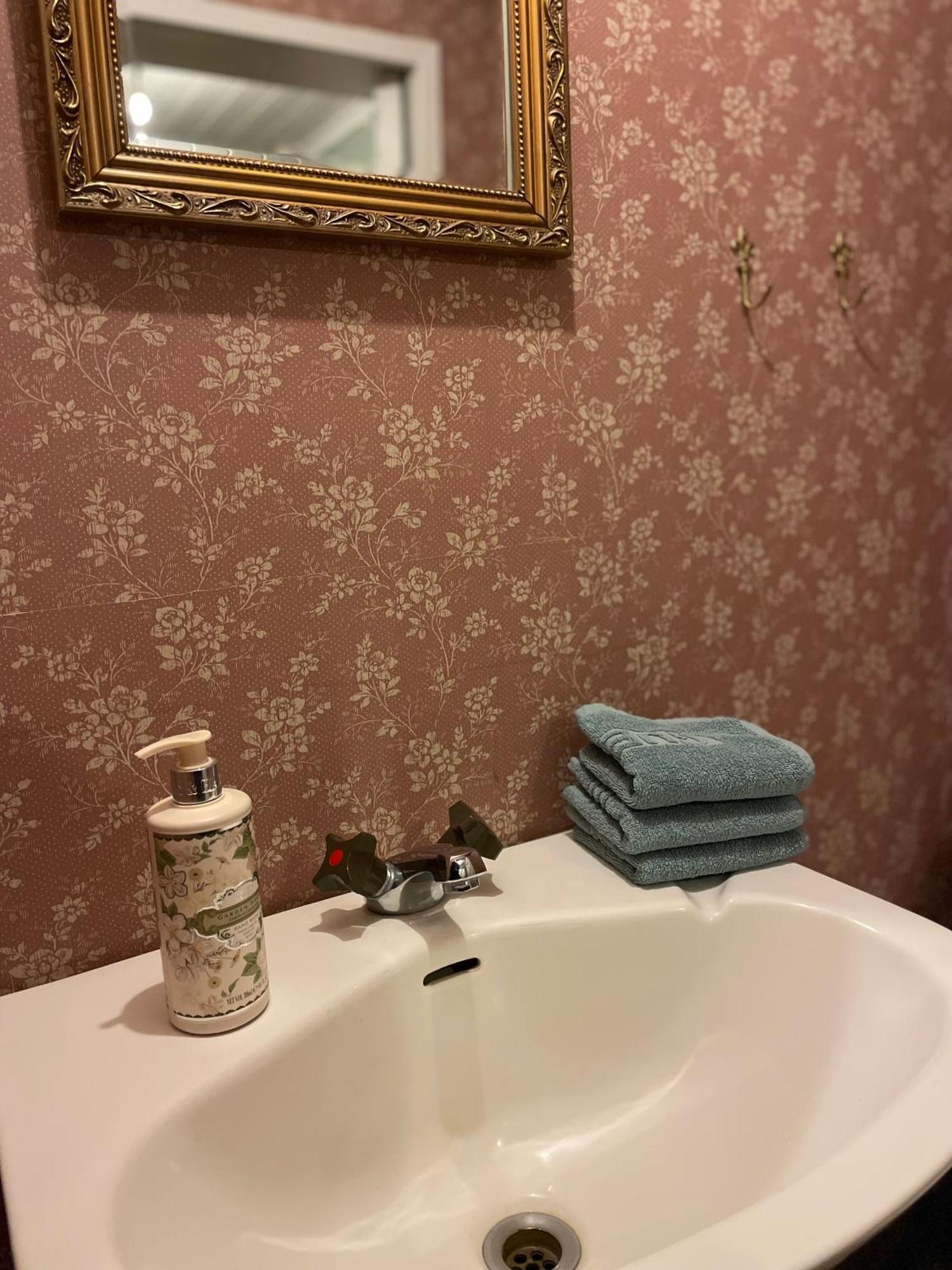 Baersta Bagarstugan Bnb Kolbäck Zewnętrze zdjęcie